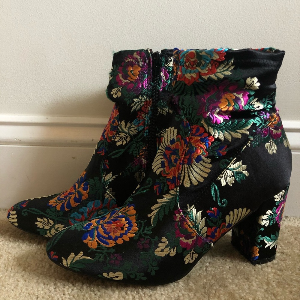 Steve Madden Booties